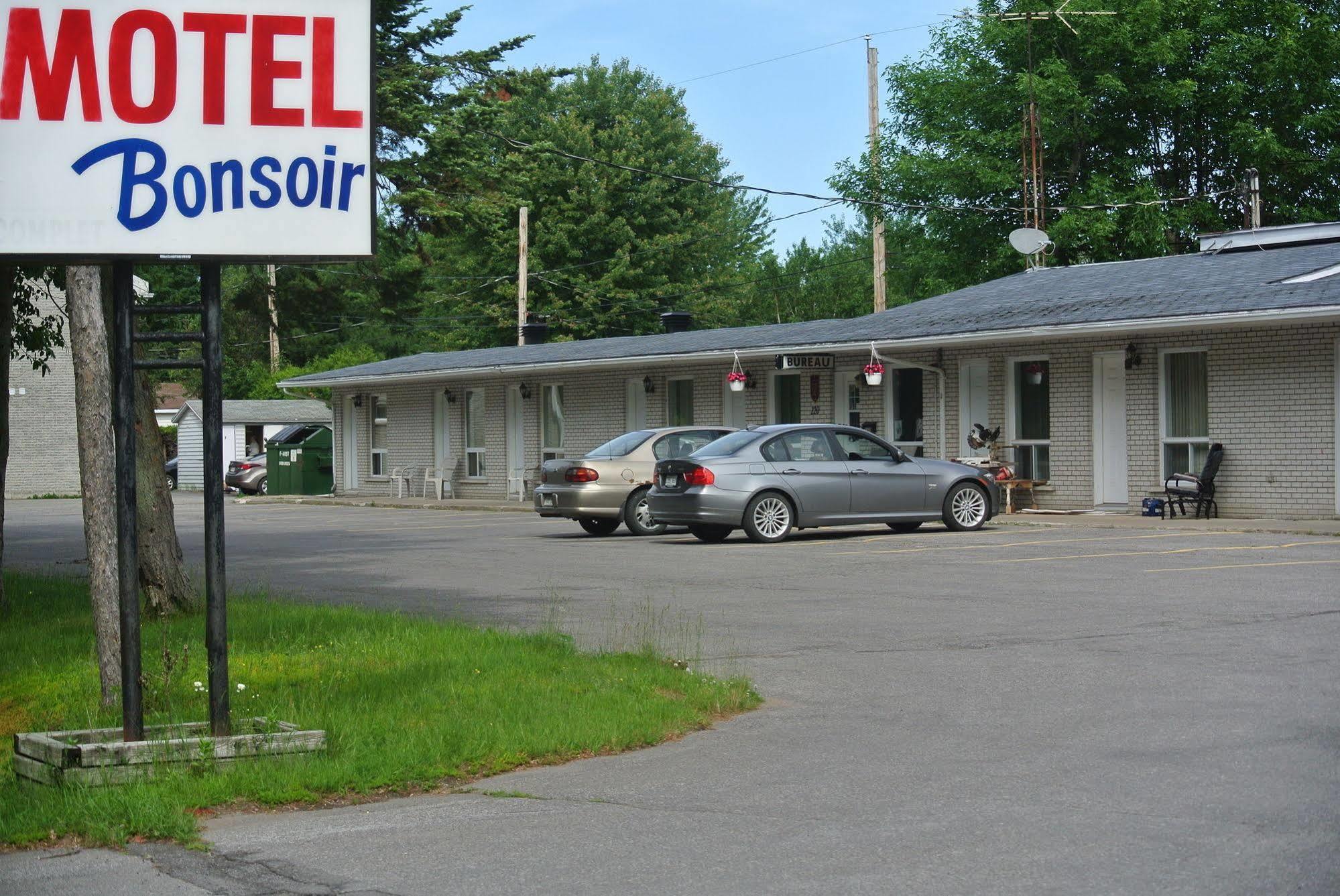 Motel Bonsoir 졸리엣 외부 사진